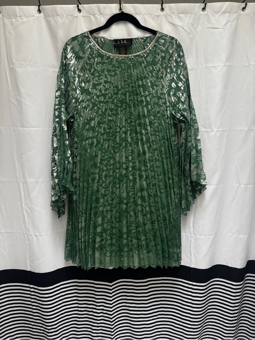 Green Metallic Pleated Women's Dress